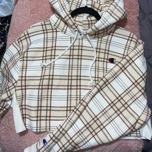 champion cropped sweatshirt